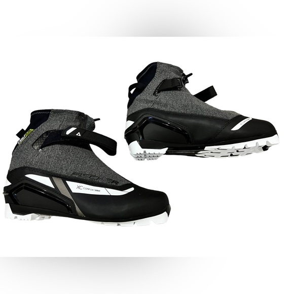 New FISCHER XC COMFORT PRO WOMANS EU42 CAN10 US10for cross country nordic skiing - Picture 4 of 11